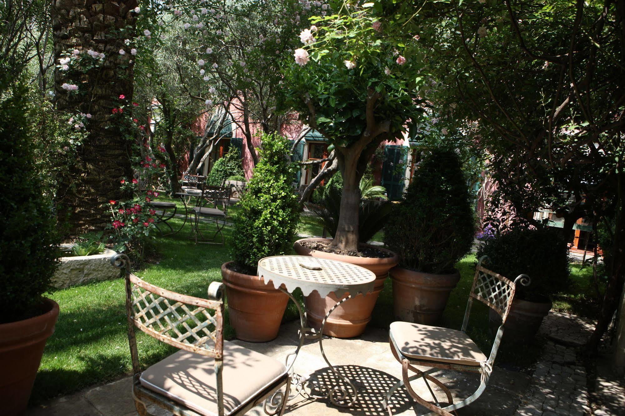 Jardins Secrets Hotel Nîmes Exterior foto